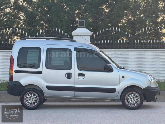 H&M MOTORS RENAULT KANGOO 1.5DCİ 176.000 KM MASRAFSIZ