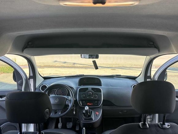 2017 MODEL 144.000 KM DE HATASIZ BOYASIZ TRAMERSİZ KANGO 1.5 DCİ