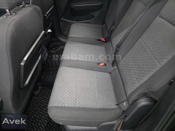 AVEK OTOMOTİV'DEN 2023 FORD TOURNEO CONNECT TITANIUM KISA