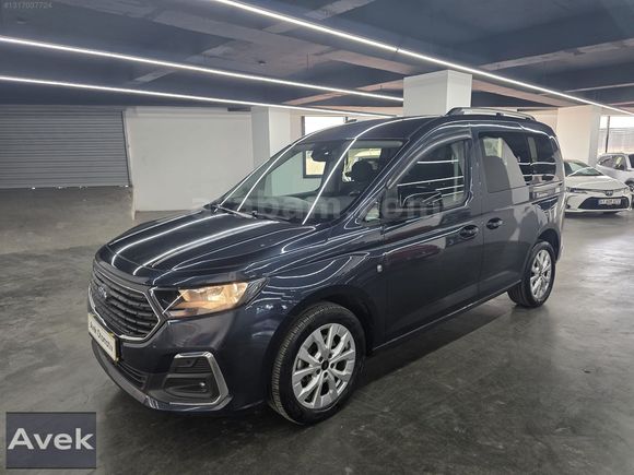 AVEK OTOMOTİV'DEN 2023 FORD TOURNEO CONNECT TITANIUM KISA