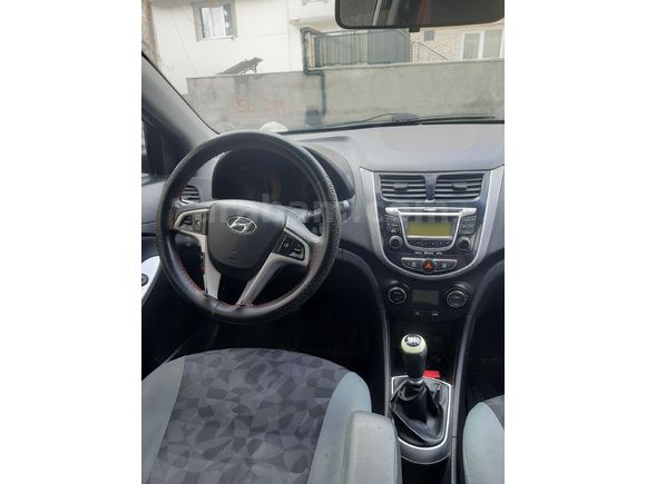 Sahibinden Hyundai Accent Blue 1.4 CVVT Prime 2012 Model
