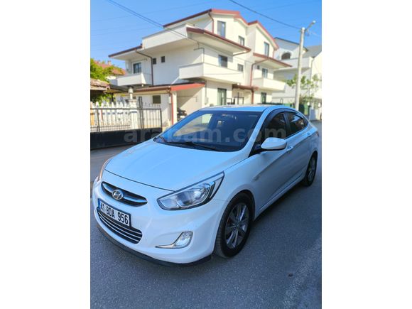 Sahibinden Hyundai Accent Blue 1.6 CRDI Mode Plus 2015 Model