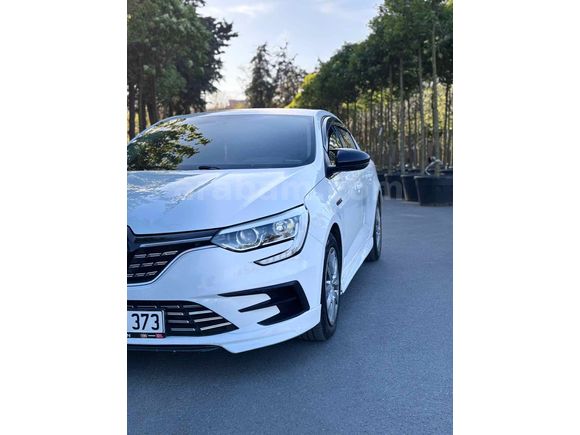 Sahibinden Renault Megane 1.3 TCe Joy 2021 Model 