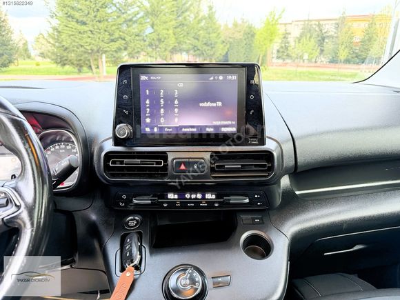 BOLU YAKIŞIR OTOMOTİV'''DEN OPEL COMBO 1.5 CDTİ ULTİMATE
