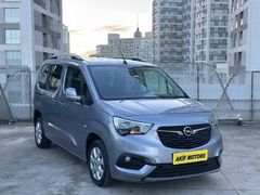 AKİF MOTORS'TAN 2019 OPEL COMBO EXCELLENCE 1.5 CDTI OTOMATİK