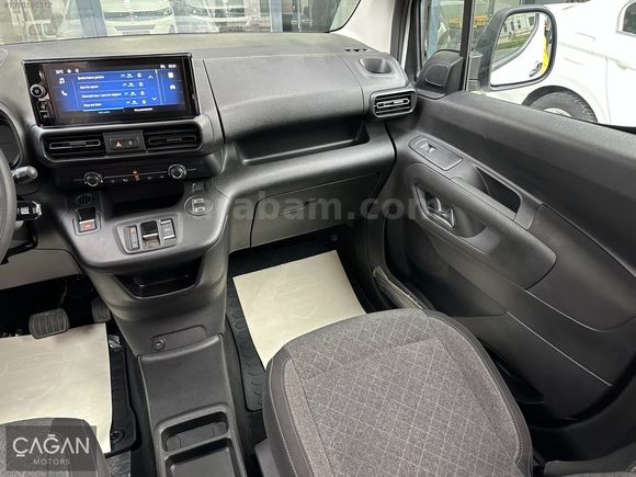 BOYASIZ+2025 MODEL+OPEL COMBO+1.5D ESSENTİAL+OTOMATİK+21.000 KM