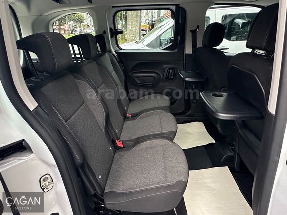 BOYASIZ+2025 MODEL+OPEL COMBO+1.5D ESSENTİAL+OTOMATİK+21.000 KM