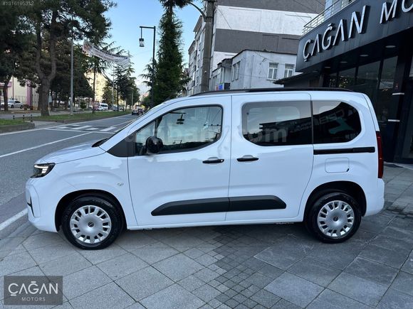 BOYASIZ+2025 MODEL+OPEL COMBO+1.5D ESSENTİAL+OTOMATİK+21.000 KM