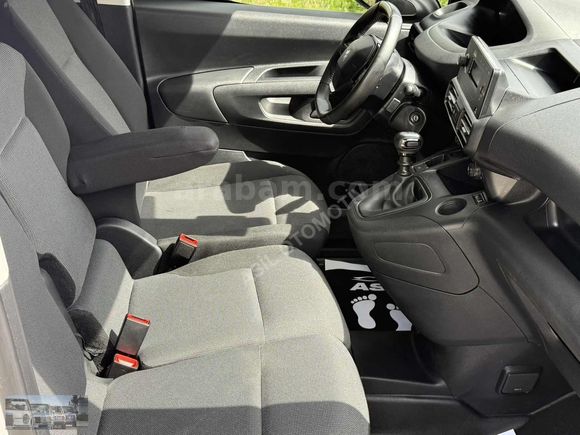HATASIZ BOYASIZ 2022 MODEL PEUGEOT PARTNER 1.5 BLUEHDİ COMFORT