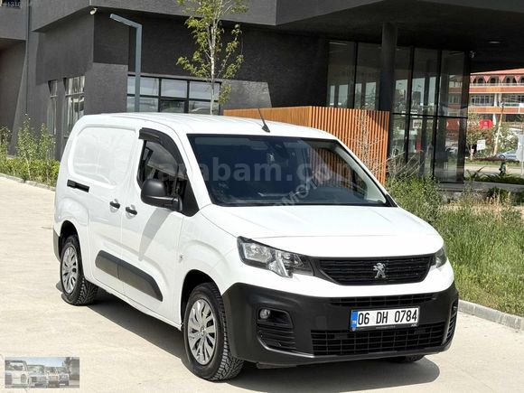 HATASIZ BOYASIZ 2022 MODEL PEUGEOT PARTNER 1.5 BLUEHDİ COMFORT