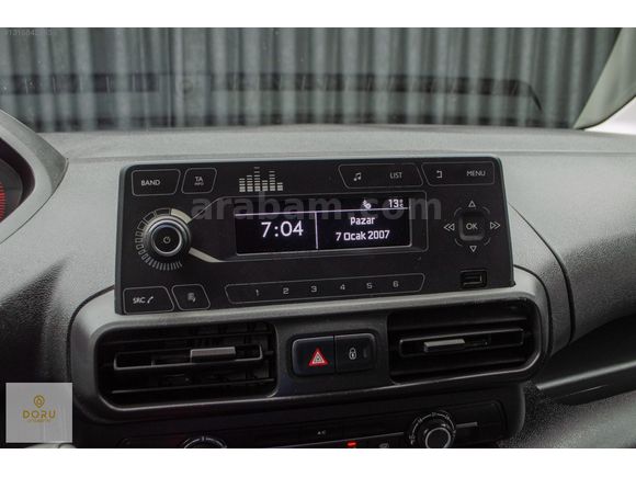 DORU'DAN BOYASIZ HATASIZ 2020 PEUGEOT PARTNER 1.5 COMFORT