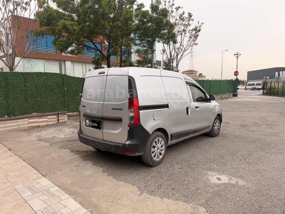 ÖZÇABA'DAN 2013 MODEL DACİA DOKKER 1.5 DCİ AMBİANCE