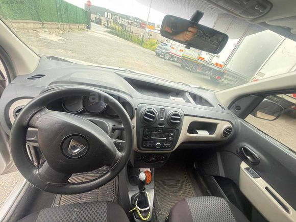 ÖZÇABA'DAN 2013 MODEL DACİA DOKKER 1.5 DCİ AMBİANCE
