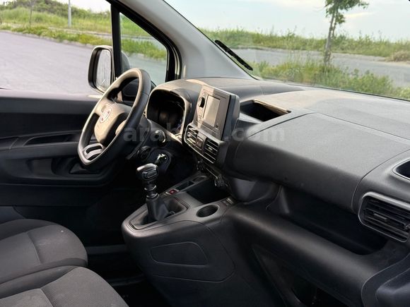 CMK AUTO&&2023 DOBLOMAXİ 2+1 BOYASIZ HATASIZ PARKSENSÖRÜ %20KDV