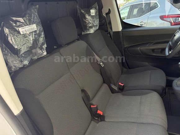 _2025 DOBLO CARGO_1.5BlueHDİ Maxi 2+1_MAGIC PLUS GSR2_EN DOLUSU_