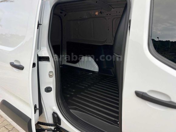 _2025 DOBLO CARGO_1.5BlueHDİ Maxi 2+1_MAGIC PLUS GSR2_EN DOLUSU_
