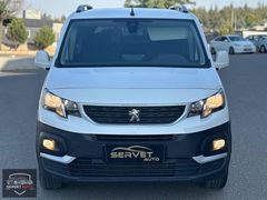 SERVET AUTO''DAN 2019 PEUGEOT RİFTER ALLURE HATASIZ