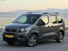 2022 MODEL PEUGEOT RİFTER 1.5 BLUEHDI ALLURE CAM TAVANLI BOYASIZ