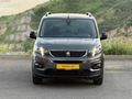 2022 MODEL PEUGEOT RİFTER 1.5 BLUEHDI ALLURE CAM TAVANLI BOYASIZ