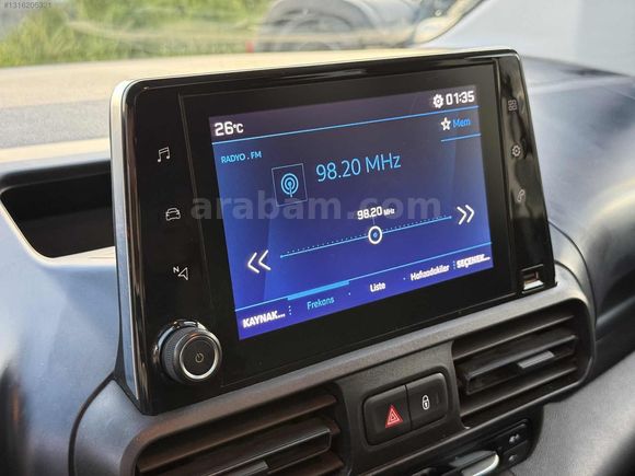 2022 MODEL PEUGEOT RİFTER 1.5 BLUEHDI ALLURE CAM TAVANLI BOYASIZ