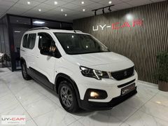 UY-CAR 2022 RİFTER 1.5BLUEHDİ 40BİNKM ALLURE HATASIZ BOYASIZ