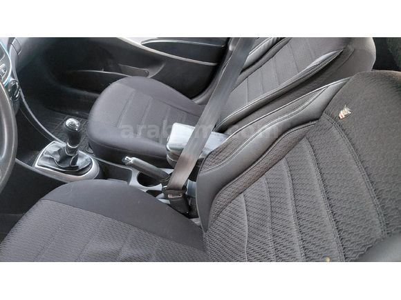 Sahibinden Hyundai Accent Blue 1.6 CRDI Mode Plus 2013 Model Kocaeli