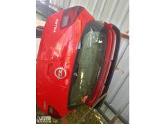 Opel Astra J Bagaj Kapağı