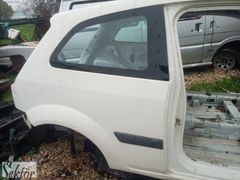 Ford Fiesta Van Sağ Arka Çamurluk