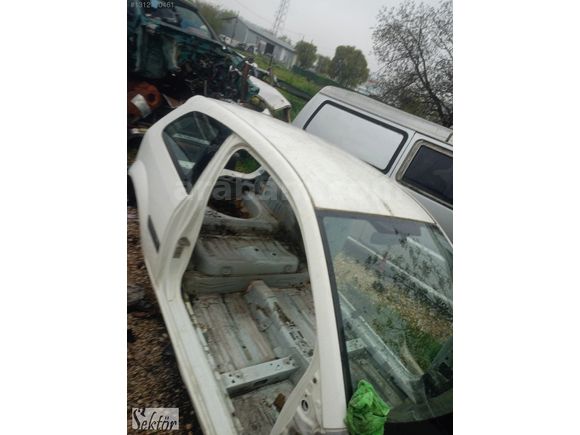 Ford Fiesta Van Tavan Arka