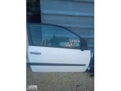 Ford Fiesta Van Sağ Kapı