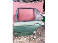 Bmw E30 Sağ Arka Kapı
