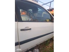 Ford Fiesta Van Sağ Kapı