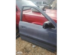 Hyundai Elantra Sağ Ön Kapı