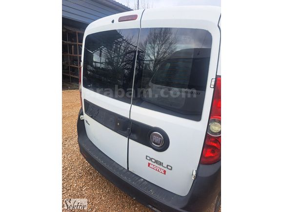 Fiat Doblo Bagaj Kapakları