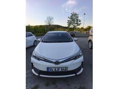Sahibinden Toyota Corolla 1.4 D-4D Touch 2017 Model İstanbul 168.000 km Beyaz
