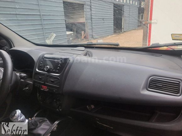 Fiat Doblo Geniş Aile Torpido