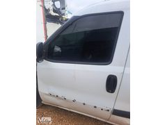 Fiat Doblo Geniş Aile Sol Ön Kapı