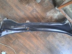 Fiat Fiorino Ön Cam Izgarası