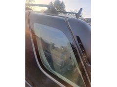 Opel Frontera Sol Arka Kelebek Camı