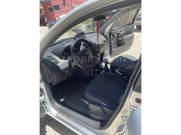 Sahibinden Renault Megane 1.6 Dynamique 2004 Model 