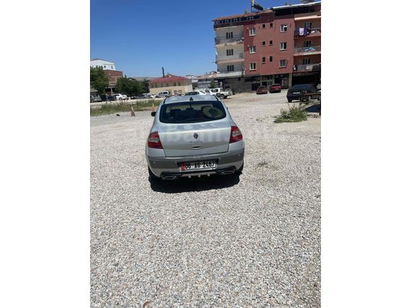 Sahibinden Renault Megane 1.6 Dynamique 2004 Model 