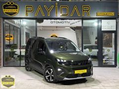 PAYİDAR'DAN 2024 PEUGEOT RİFTER 1.5 BlueHDİ GT HATASIZ CAM TAVAN