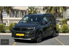 GALERİN'DEN 2024 PEUGEOT GT DÜŞK KM HATASIZ %30 PEŞN 36 AY TKST