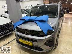 BÜTÜNLER MOTORS/2025/17.KMDE/LANSMAN RENK/GT/CAM TAVAN/E-TOGGLE