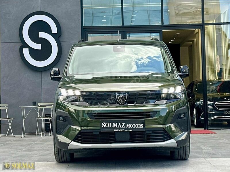 SOLMAZ MOTORS PEUGEOT RİFTER GT HATASIZ LANSMAN OLİVİA YEŞİL