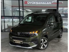 2024 MODEL 2025 ÇIKIŞLI GT/CAM TAVAN/HATASIZ TRAMERSİZ/18.95O KM