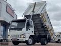 GÜRSOY OTOMOTİV'DEN SIFIR SAÇ DAMPERLİ 2009 MODEL ISUZU NKR LOW