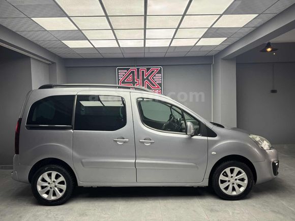 4K AUTO'DAN 2017 MODEL PEUGEOT PARTNER ALLURE 93 BİNDE