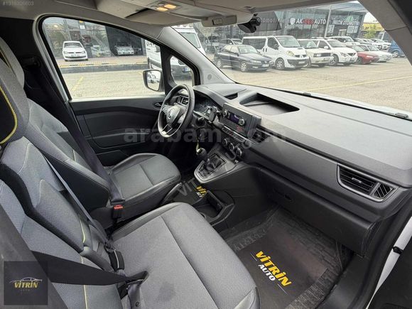 VİTRİN'DEN 2024 MODEL HATASIZ BOYASIZ SERVİS BAKIMLI 20.000 KM