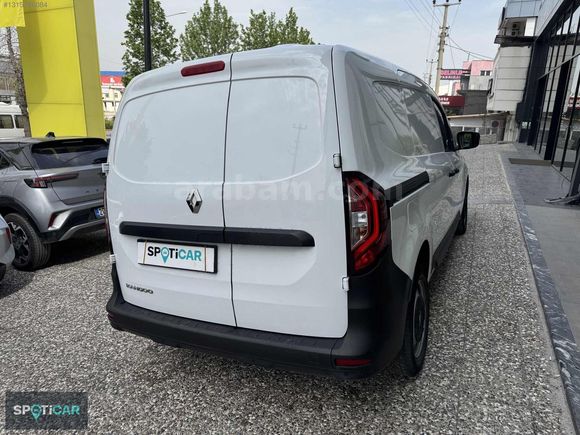 OPEL YETKİLİ BAYİİNDEN HATASIZ BOYASIZ 2024 KANGO %20 FATURALI